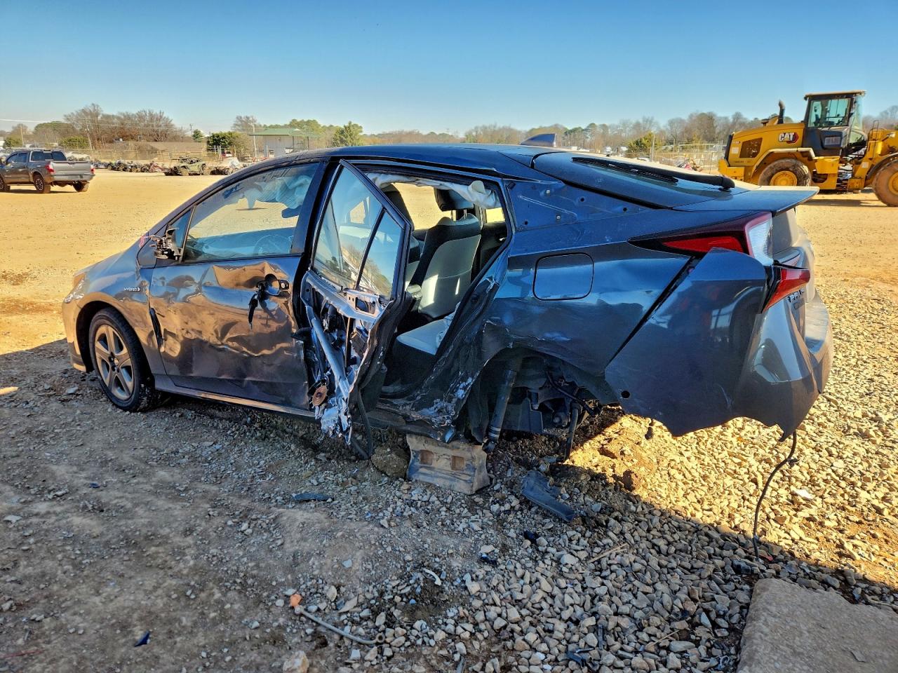 2022 Toyota Prius nigh VIN JTDKAMFU6N3156590 photo 2
