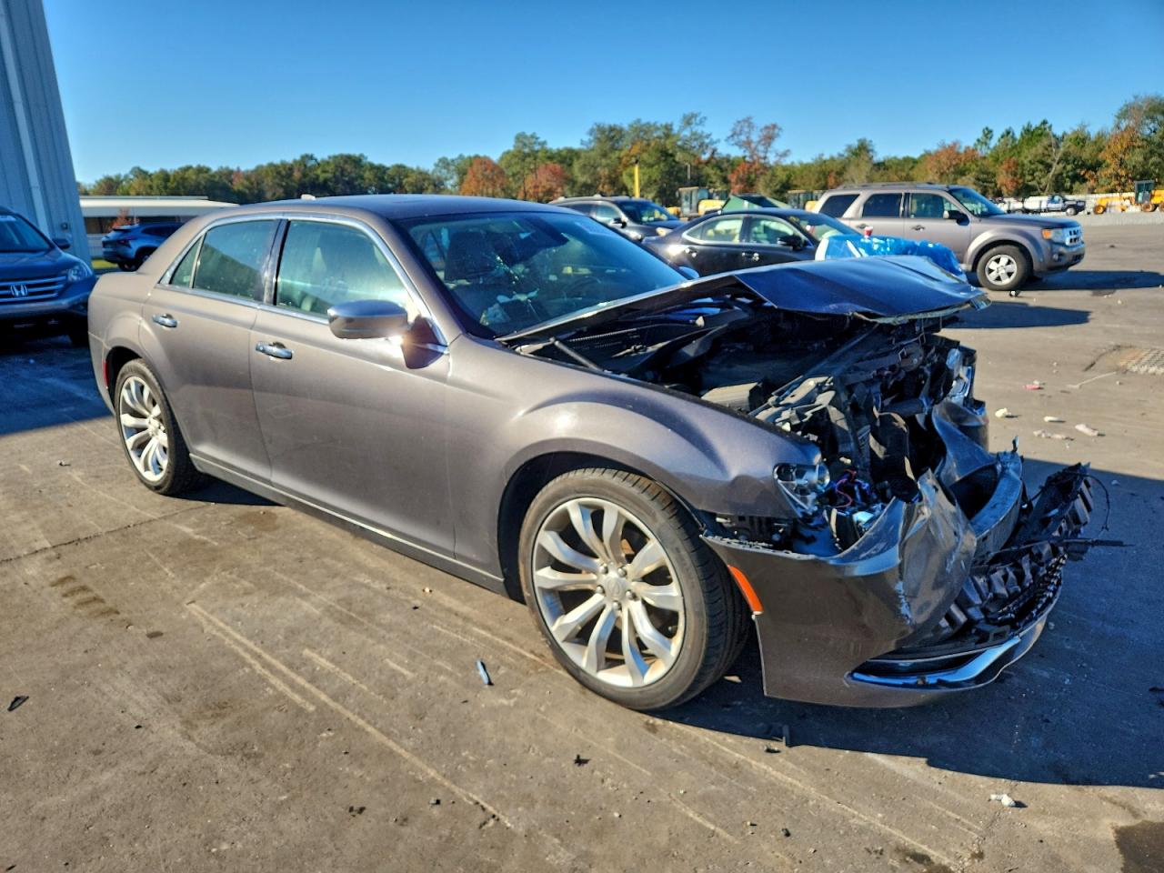 2020 Chrysler 300 VIN 2C3CCAEG4LH102809 photo 4