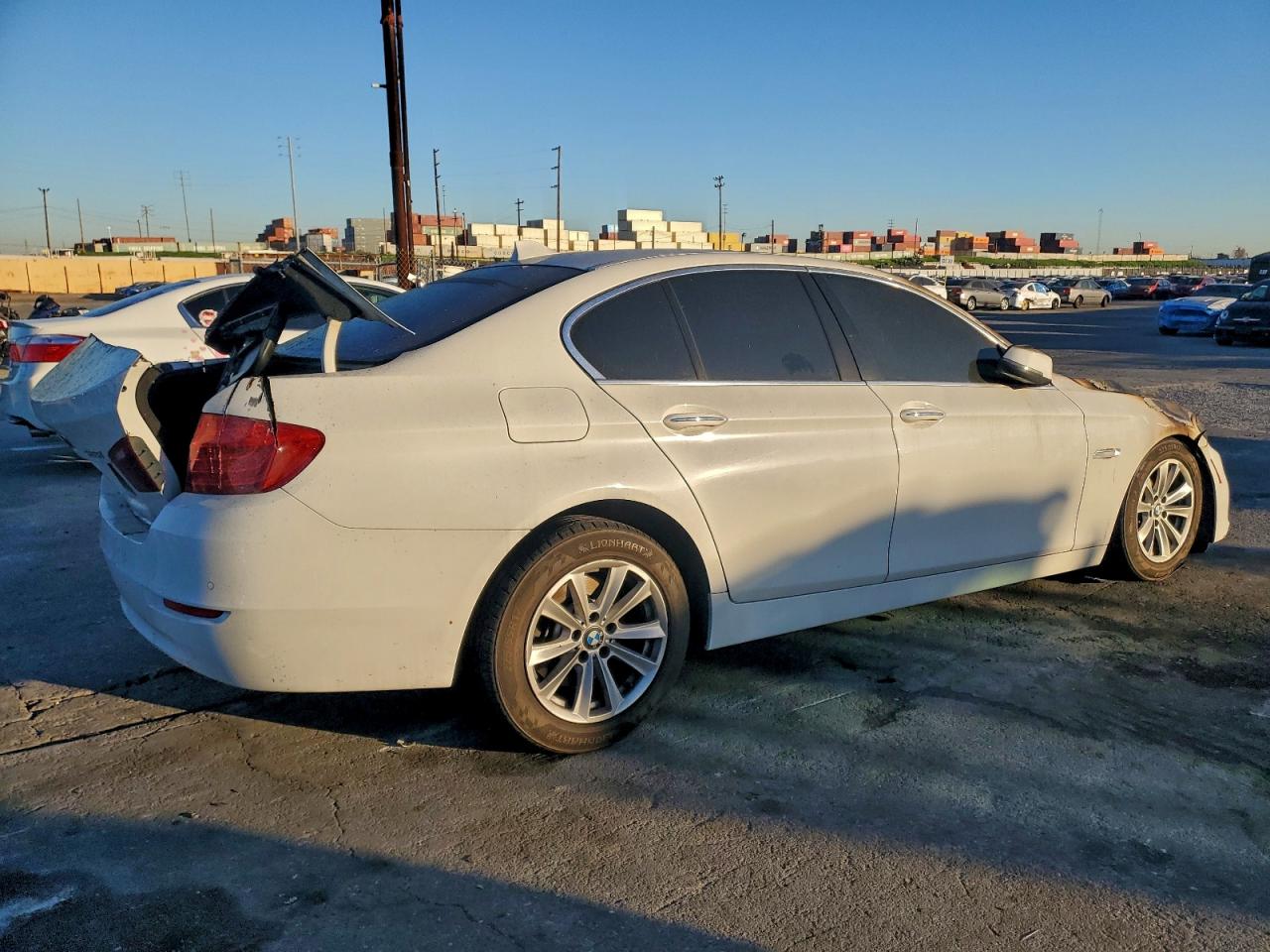 2016 BMW 5 series VIN WBA5A5C57GD527279 photo 3
