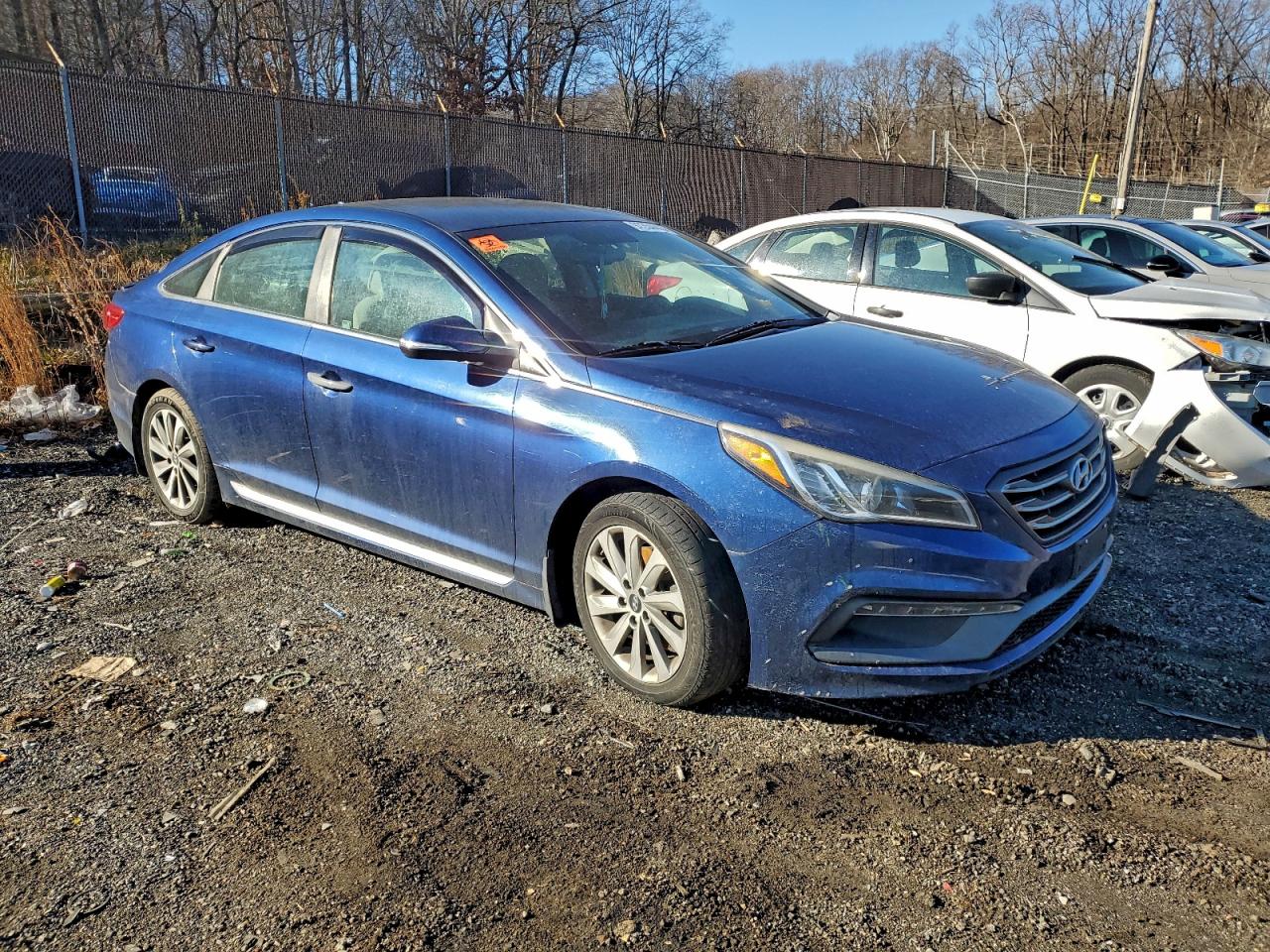 2015 HYUNDAI Sonata VIN 5NPE34AFXFH031887 photo 4