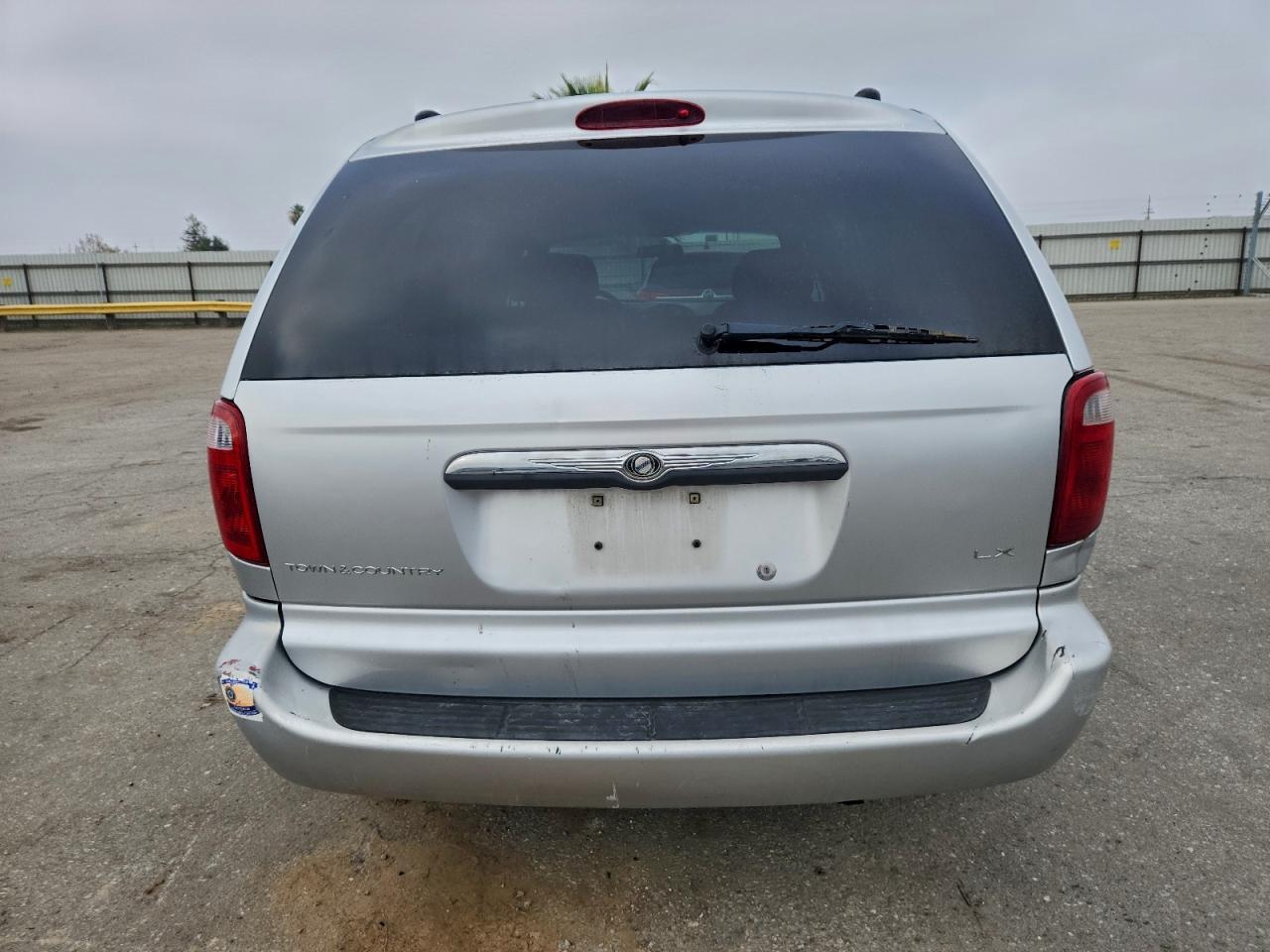 2003 Chrysler Minivan VIN 2C4GP44383R354008 photo 6