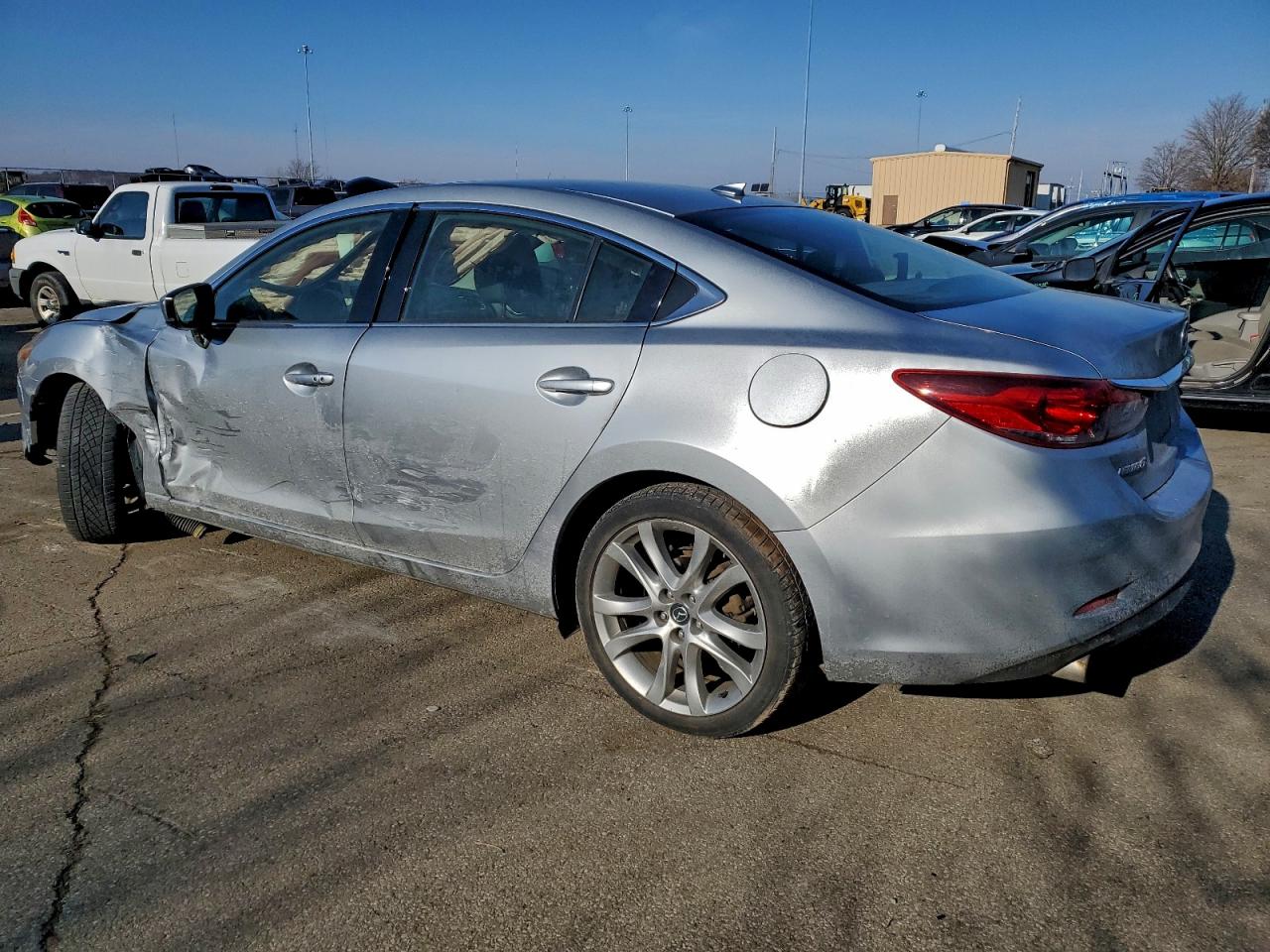 2017 Mazda 6 VIN JM1GL1V52H1132134 photo 2