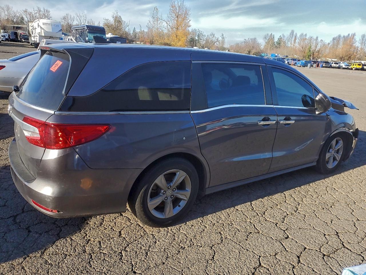 2020 Honda All models VIN 5FNRL6H51LB031751 photo 3