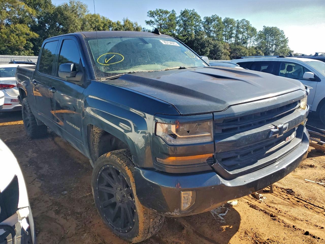 2017 Chevrolet All models VIN 3GCUKREC2HG504057 photo 4