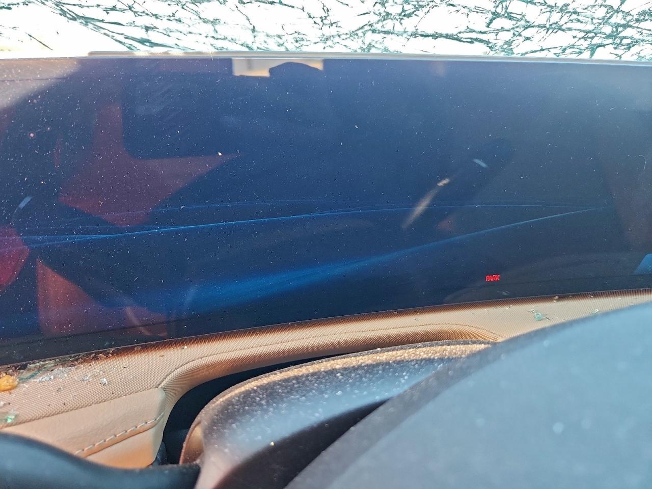 2024 Cadillac Xt4 VIN 1GYAZAR48RF120896 photo 9
