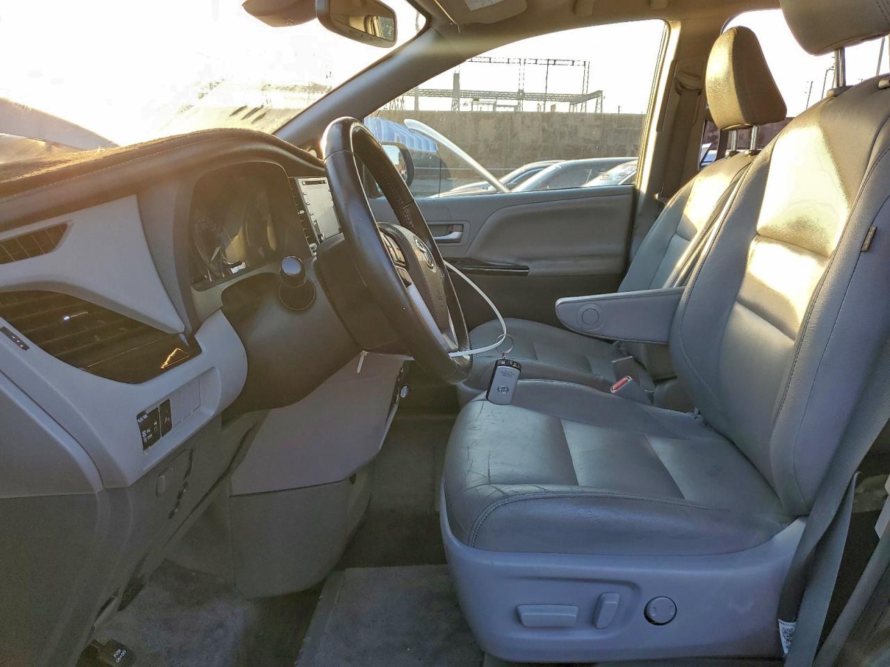 2019 Toyota All models VIN 5TDYZ3DC4KS017088 photo 7