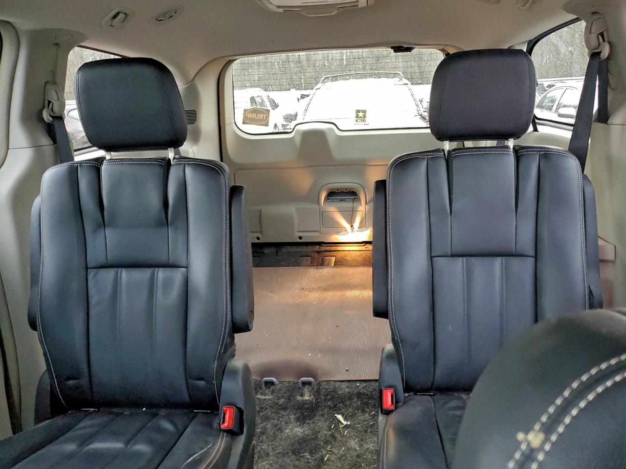 2013 Chrysler Minivan VIN 2C4RC1BG6DR745815 photo 10