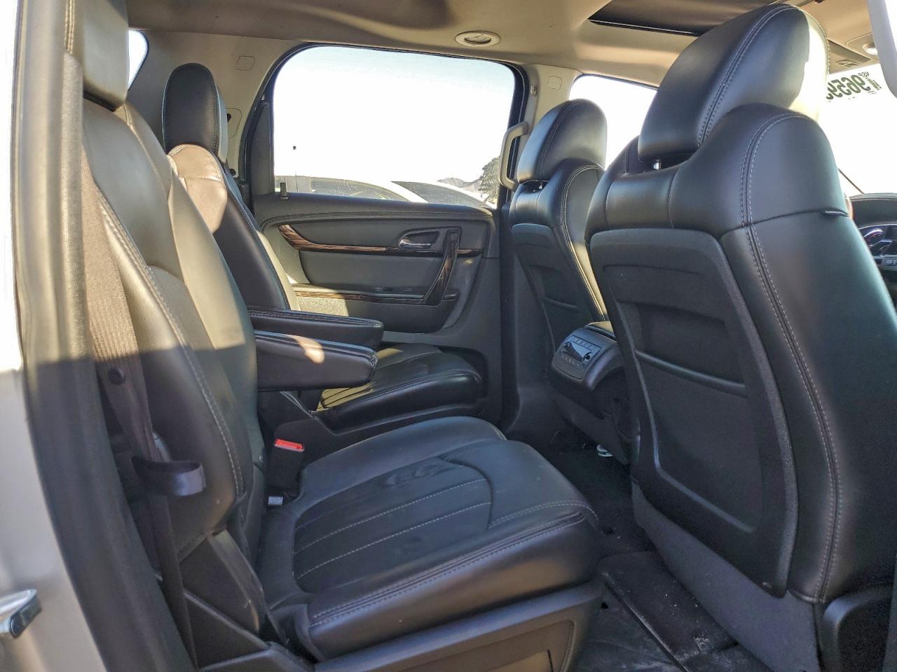 2014 GMC Acadia den VIN 1GKKRTKD7EJ202145 photo 11