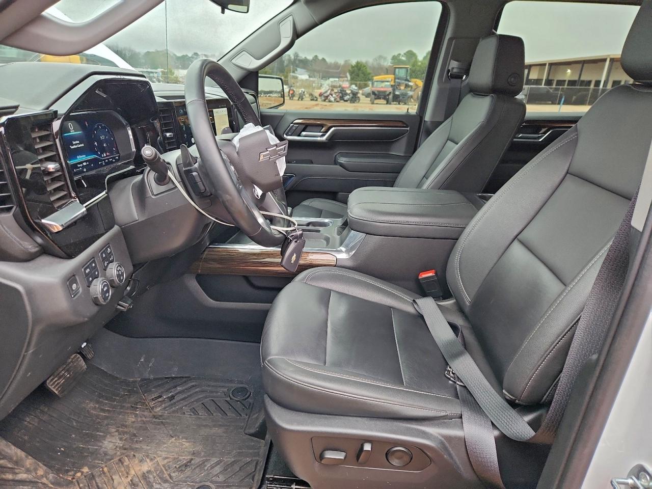 2023 Chevrolet All models VIN 3GCUDFE87PG308795 photo 7