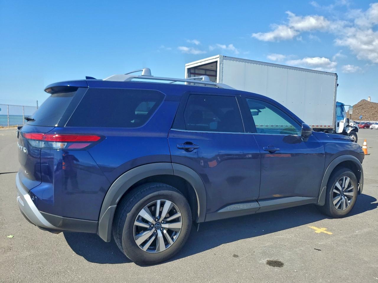 2024 Nissan Pathfinder VIN 5N1DR3CA4RC218897 photo 3