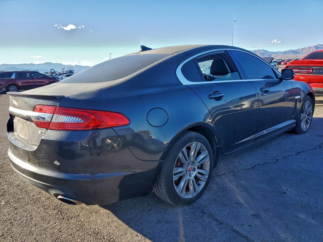 2013 Jaguar Xf VIN SAJWA0E79D8S62458 photo 3
