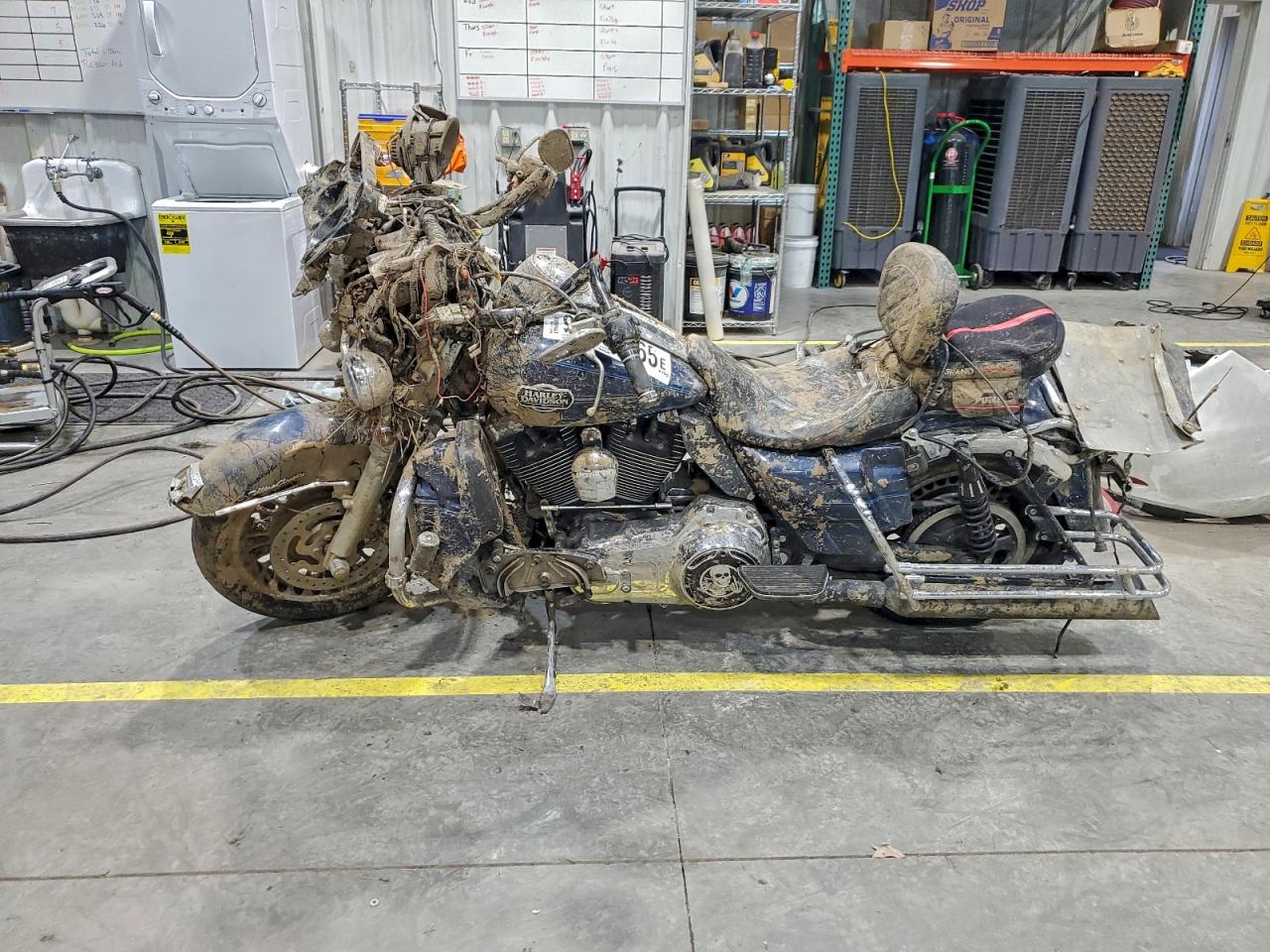 2009 HARLEY Fl VIN 1HD1FC4349Y682211 photo 3