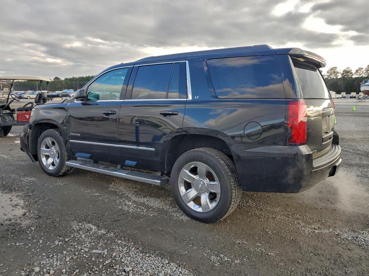 2018 CHEVROLET Tahoe VIN 1GNSKBKCXJR132936 photo 2
