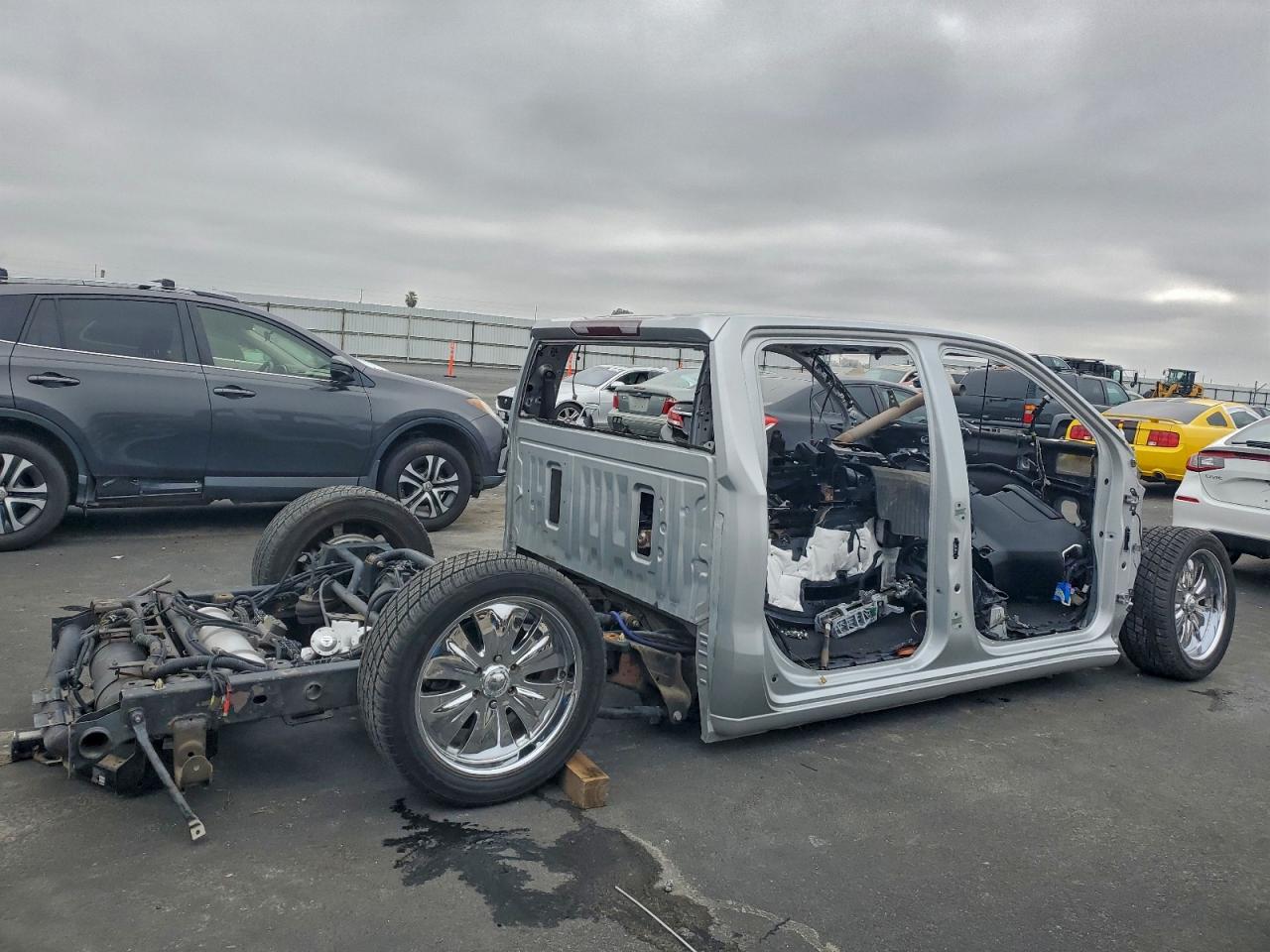 2019 Chevrolet All models VIN 1GCPWEED2KZ135842 photo 3