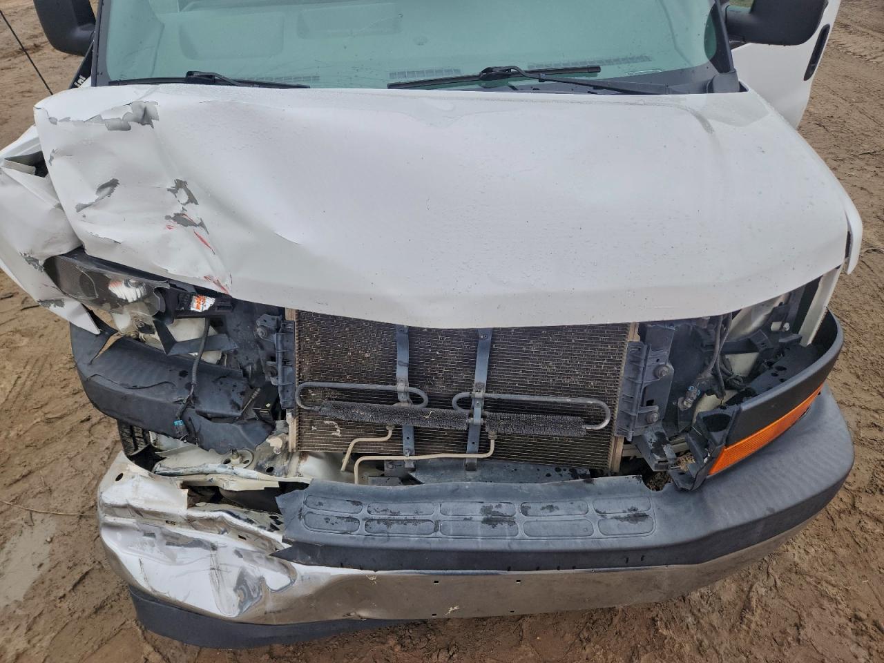 2017 GMC Savana VIN 1GTW7AFF2H1911749 photo 12