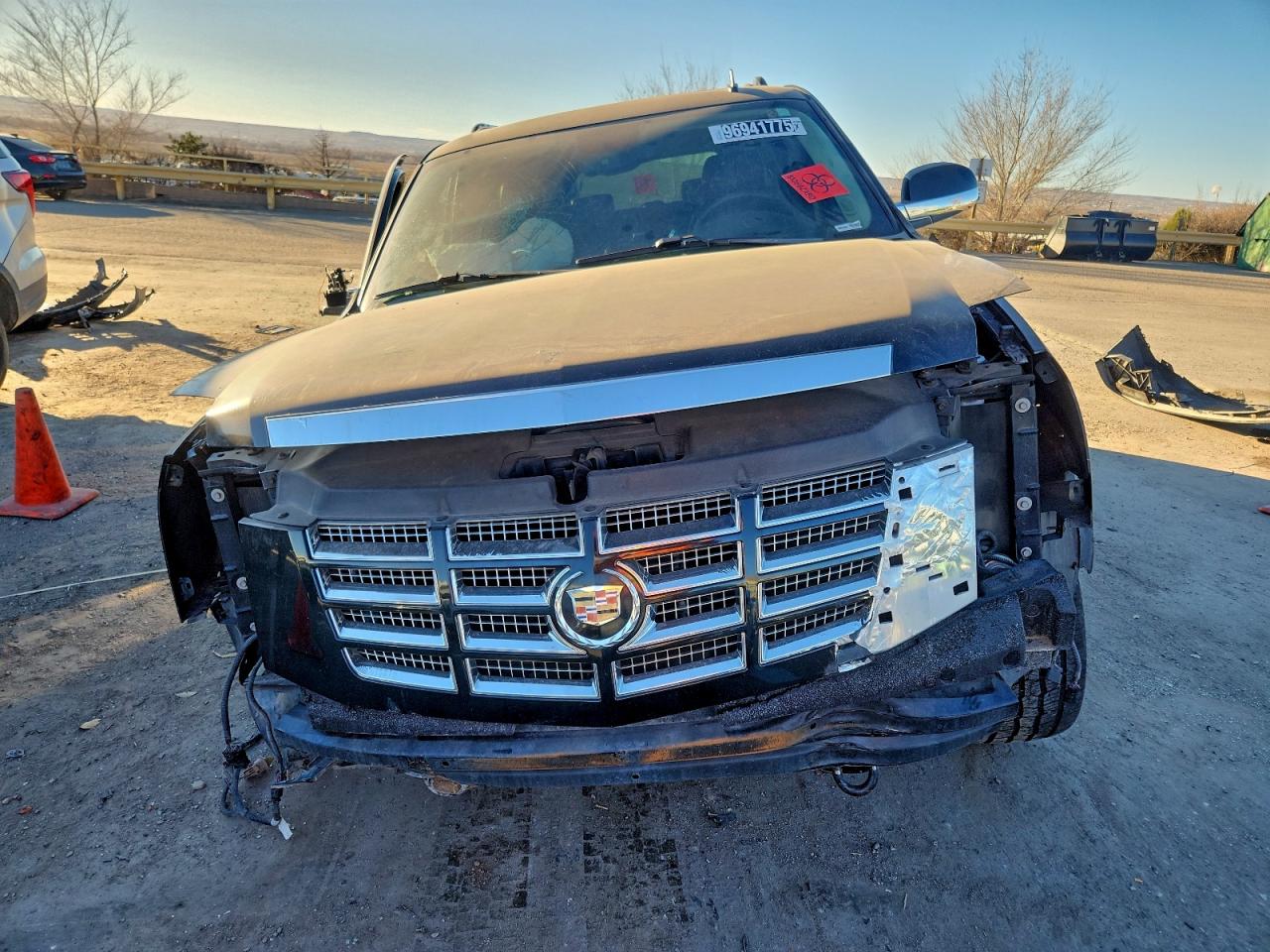2010 Cadillac Escalade VIN 1GYUCJEF3AR249265 photo 5