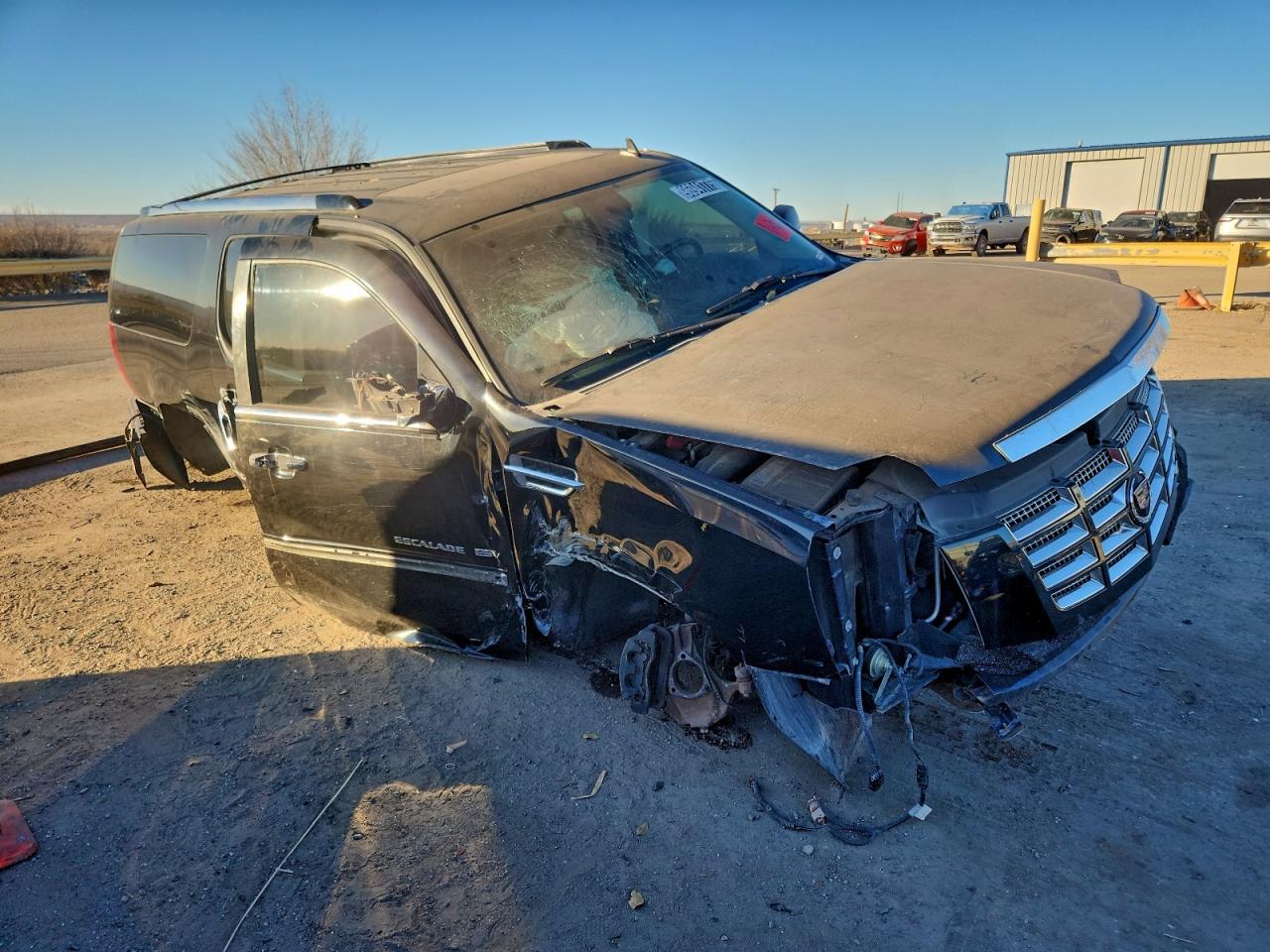 2010 Cadillac Escalade VIN 1GYUCJEF3AR249265 photo 4