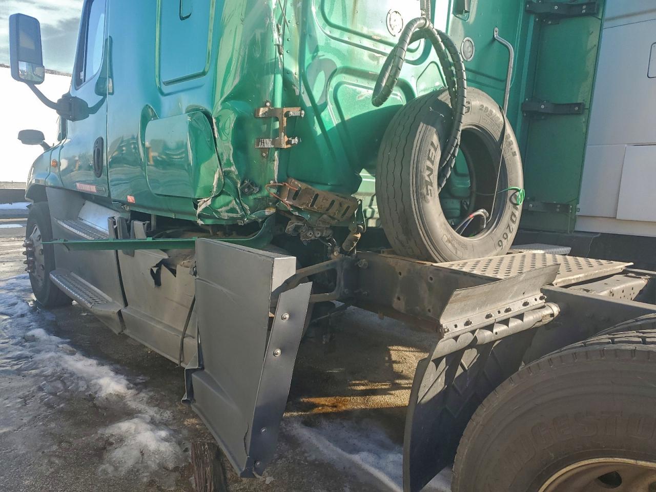 2018 FREIGHTLINER All other VIN 3AKJGLDR2JSJS4472 photo 9