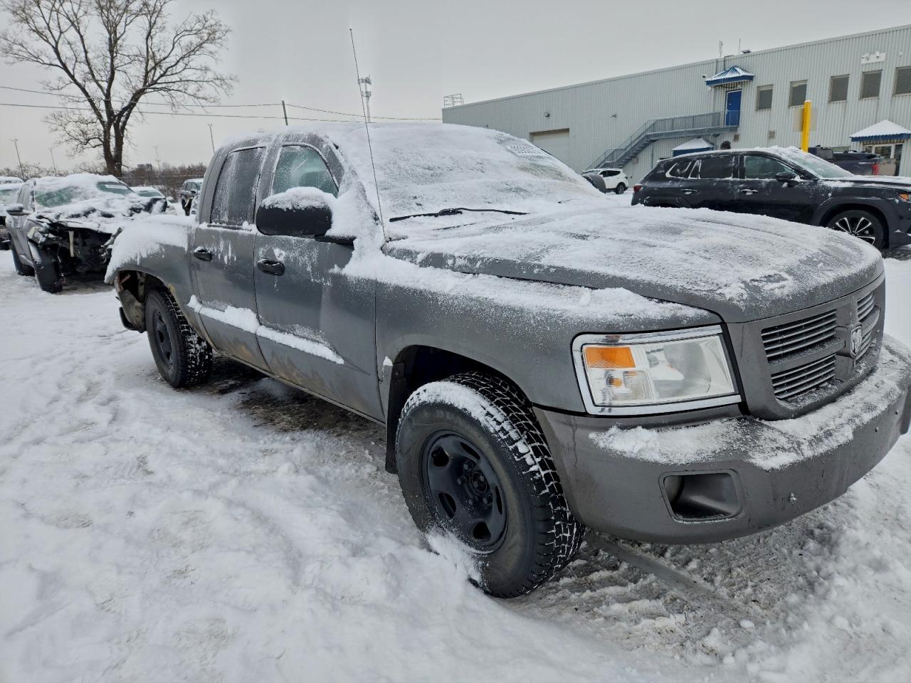 2010 Dodge Dakota VIN 1D7CW3GKXAS110702 photo 4