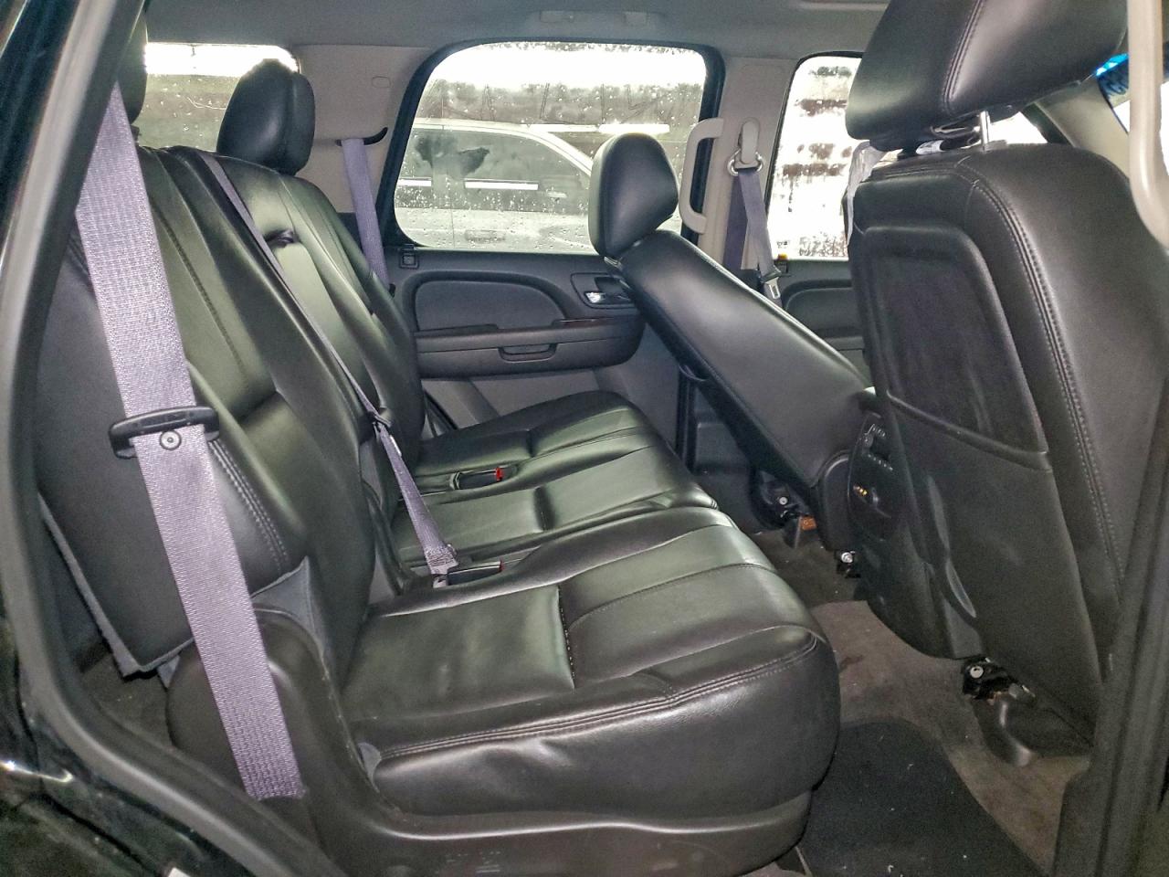 2012 Chevrolet Tahoe VIN 1GNSKBE06CR317991 photo 11