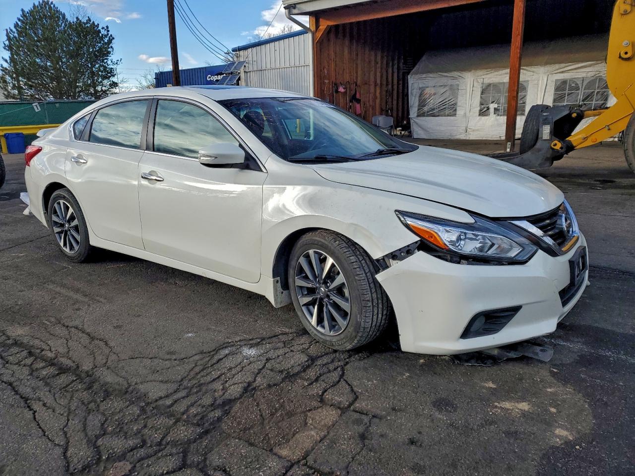 2017 Niss Altima VIN 1N4AL3AP3HC179837 photo 4
