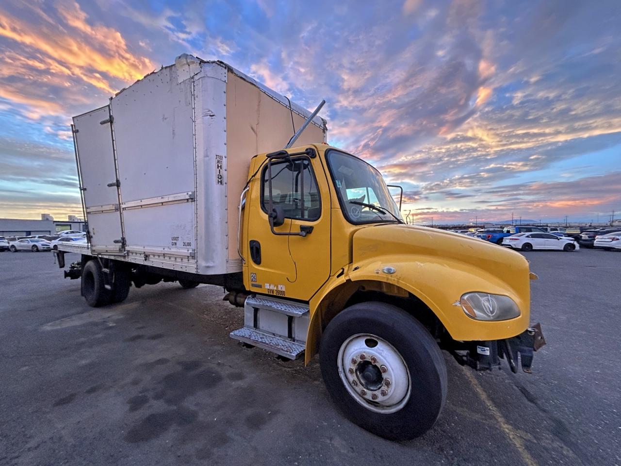 2006 FREIGHTLINER All models VIN 1FVACWDC46HW75304 photo 4