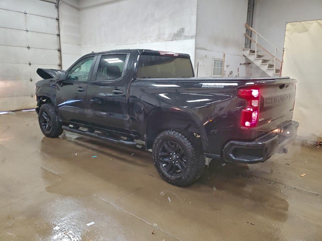 2024 Chevrolet All models VIN 3GCUDCED0RG432101 photo 2