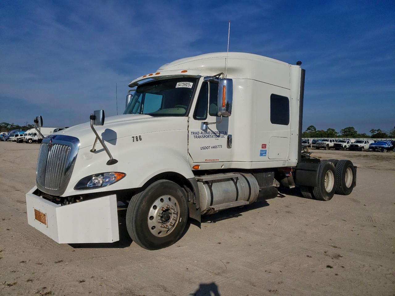 2012 International All models VIN 3HSDJSJR6CN619941 photo 2
