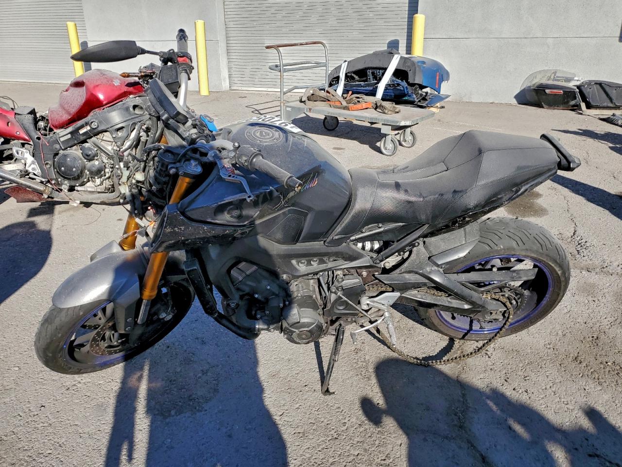 2014 YAMA Fz-07/09 VIN JYARN33E1EA000538 photo 3