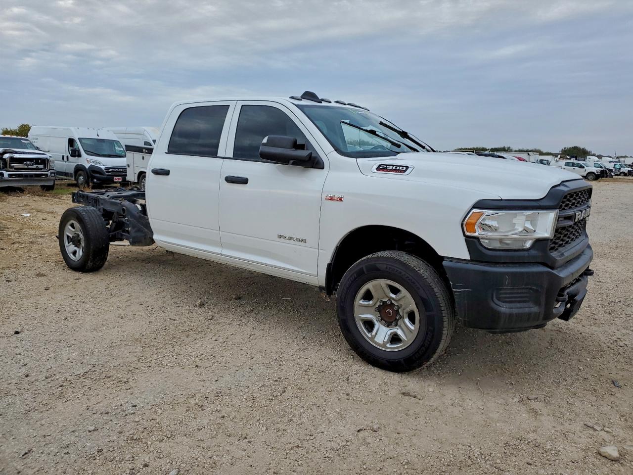 2020 Ram 2500 VIN 3C6UR5HJ0LG111432 photo 4