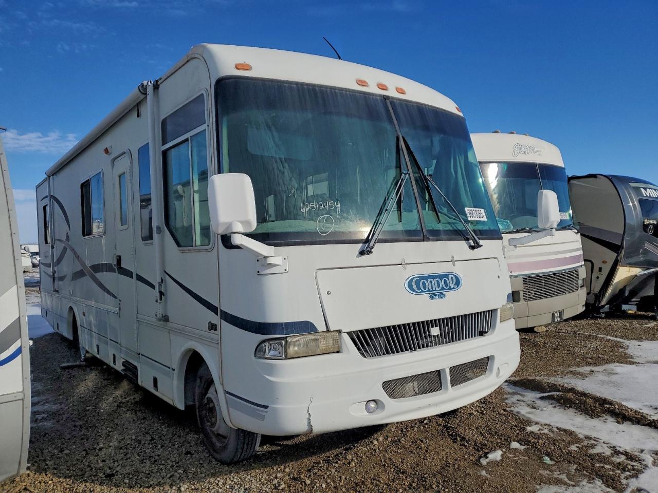 2002 WORKHORSE Motorhome VIN 584LP57G923339078 photo 1