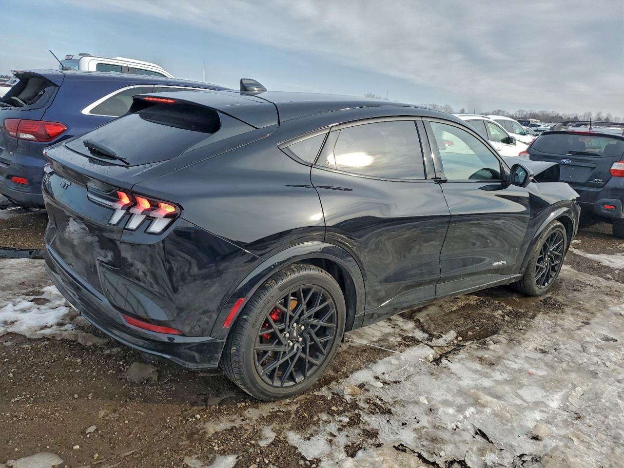 2023 Ford Mustang VIN 3FMTK4SX6PMA24377 photo 3