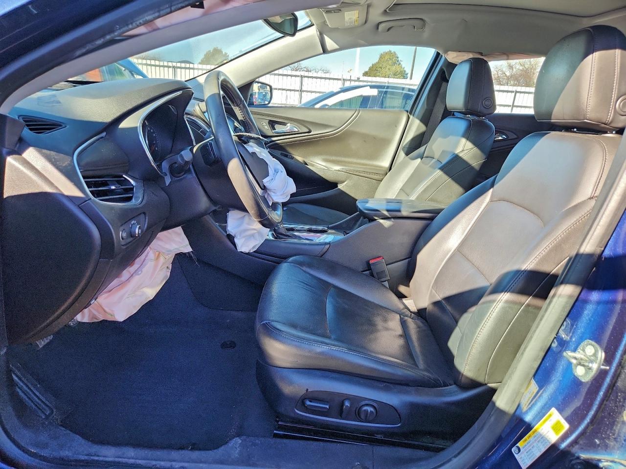 2017 Chevrolet Malibu VIN 1G1ZE5ST7HF274682 photo 7