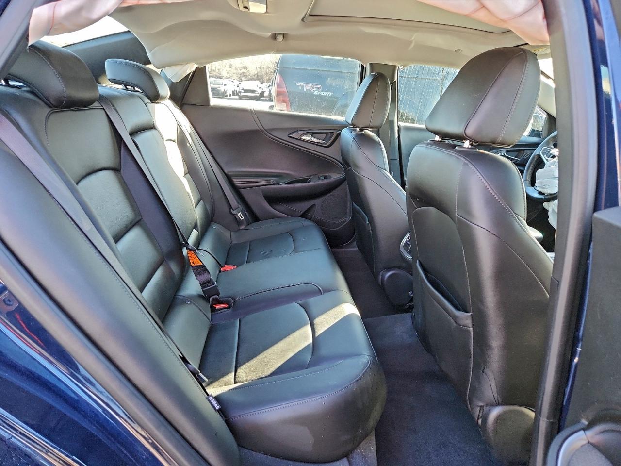 2017 Chevrolet Malibu VIN 1G1ZE5ST7HF274682 photo 10