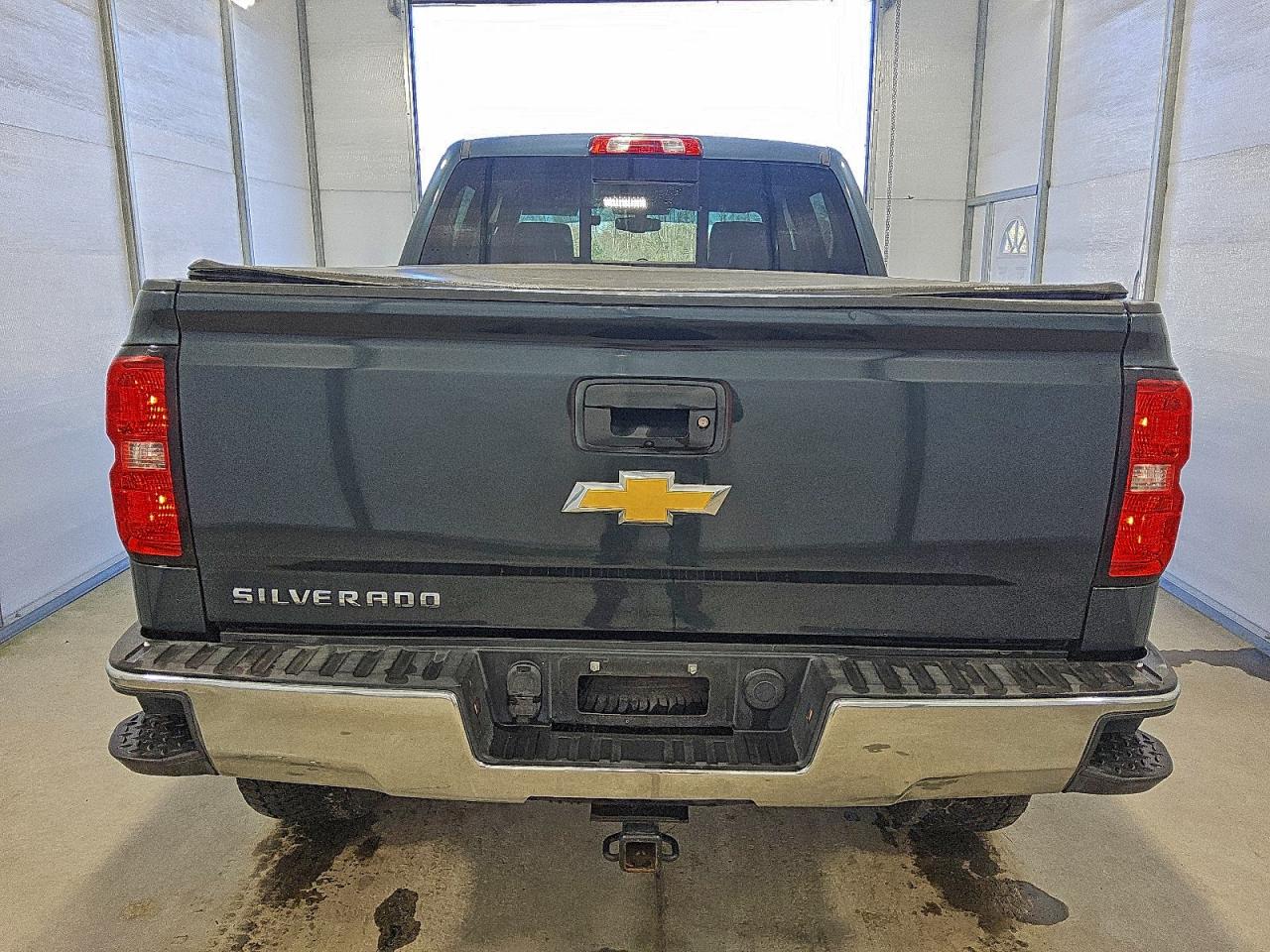 2018 Chevrolet All models VIN 3GCUKREC7JG250710 photo 6