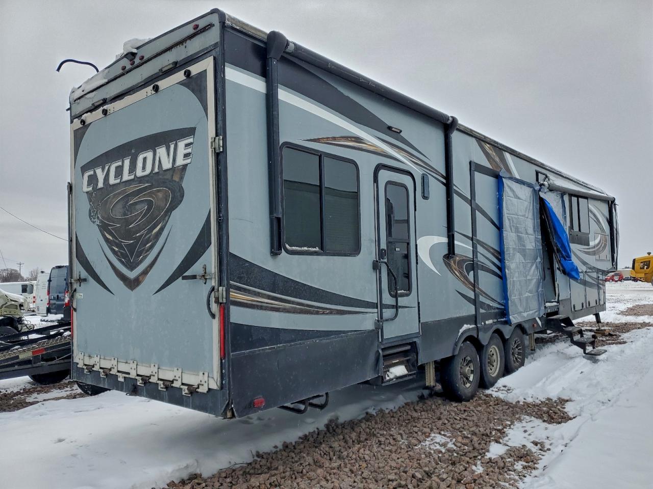 2017 HEARTLAND All models VIN 5SFCG4434HE326447 photo 4