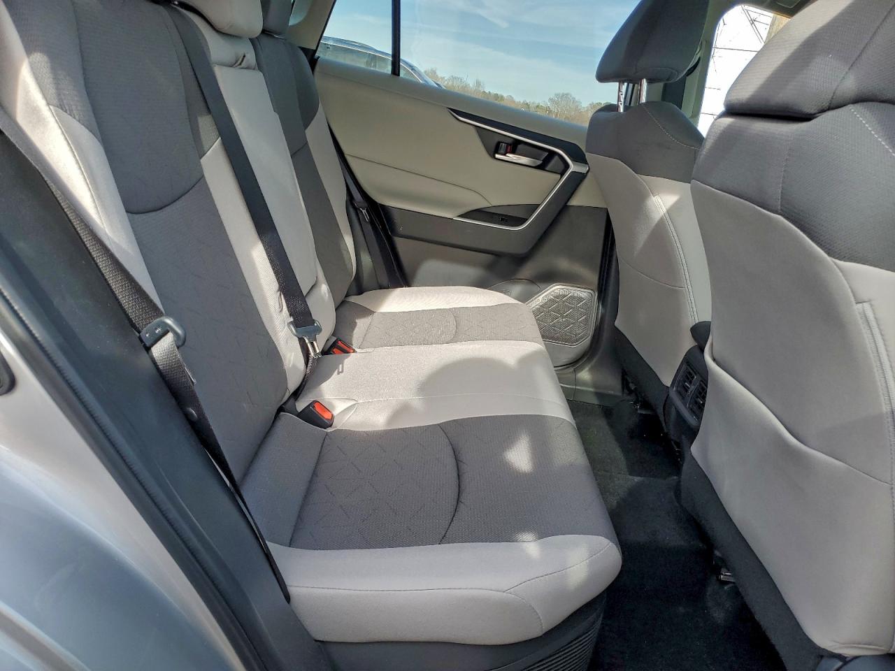 2025 Toyota Rav4 VIN 2T3RWRFV4SW267783 photo 11