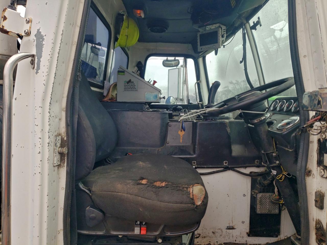 2007 AUTOCAR Xpeditor w VIN 5VCDC6MF37H204817 photo 5