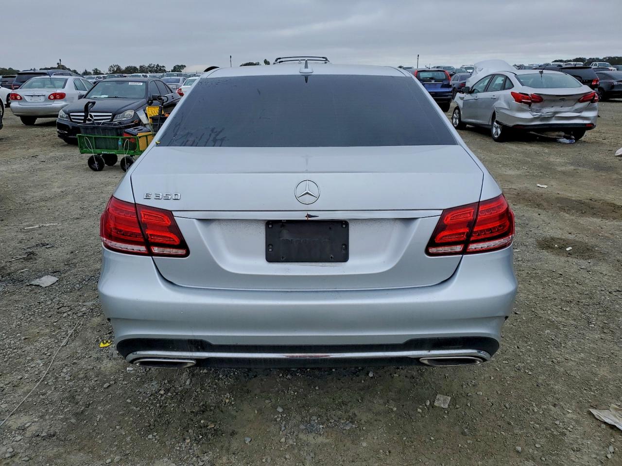 2016 Mercedes-Benz E-class VIN WDDHF5KB1GB221446 photo 6