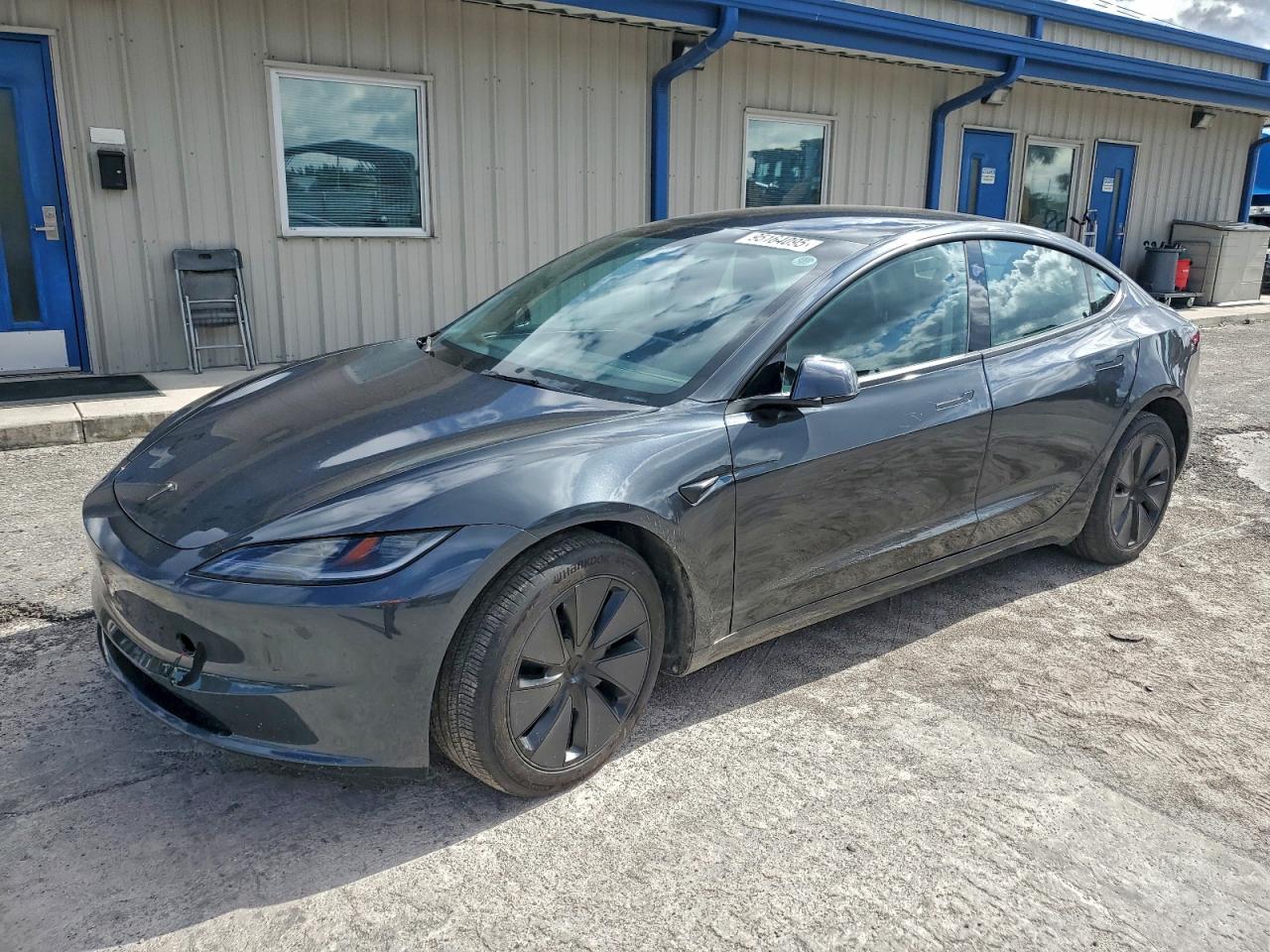 2024 Tesla Model 3 VIN 5YJ3E1EA8RF744353 photo 1