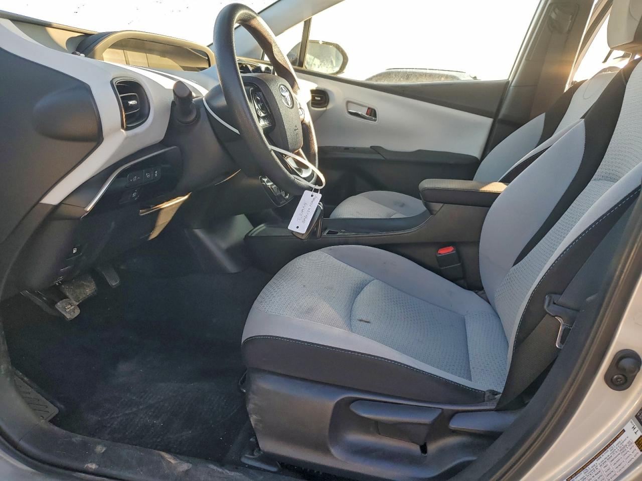 2019 Toyota Prius VIN JTDKARFU2K3079337 photo 7