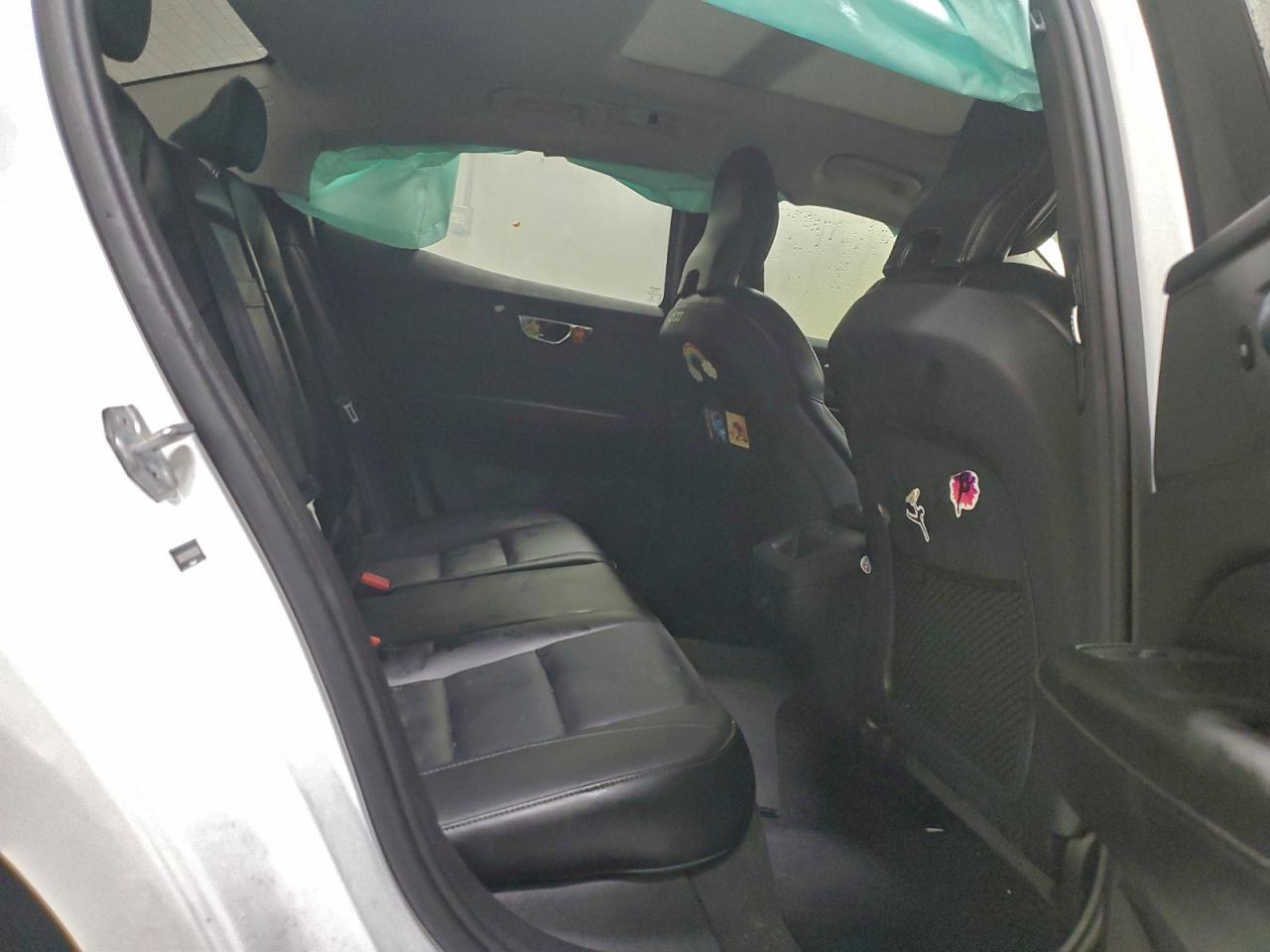 2021 Volvo S60 VIN 7JRA22TK2MG092296 photo 10