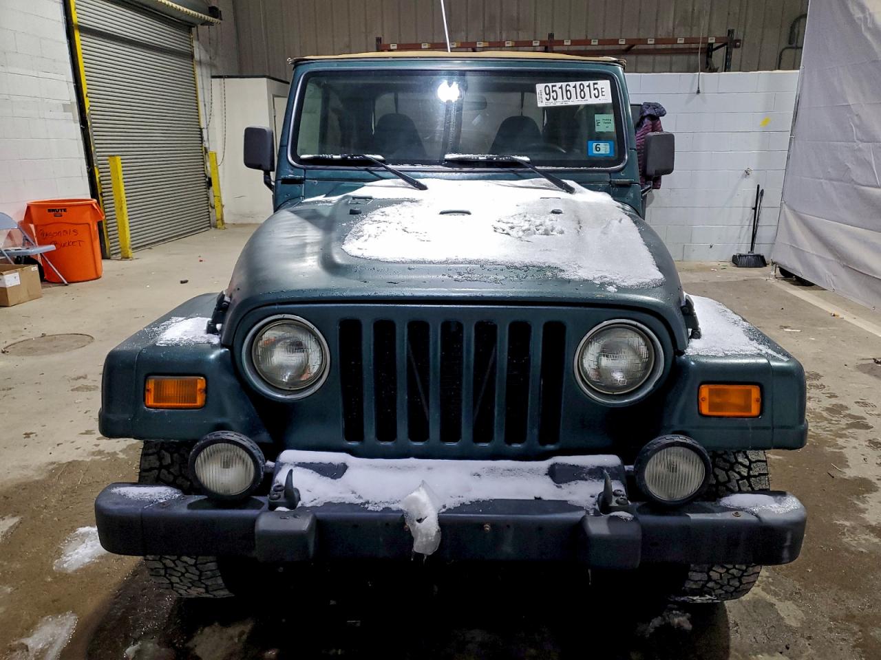 2001 Jeep Wrangler / VIN 1J4FA59S81P368440 photo 5