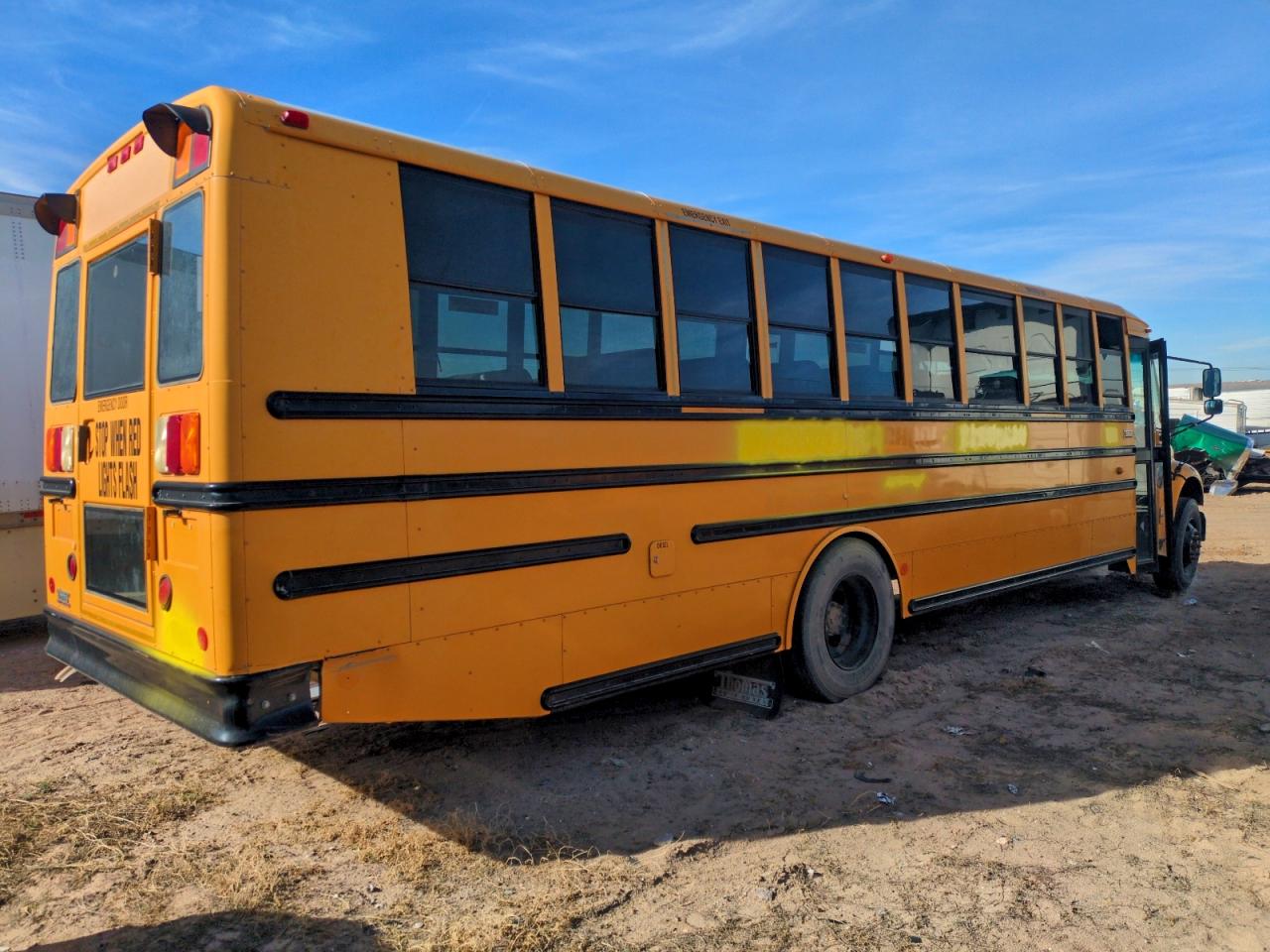 2011 THOMAS Saf-t-line VIN 4UZABRDT8BCAX9070 photo 4