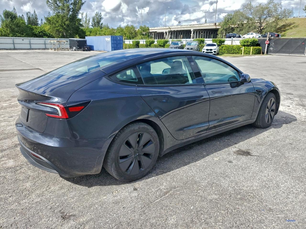 2024 Tesla Model 3 VIN 5YJ3E1EA8RF744353 photo 3
