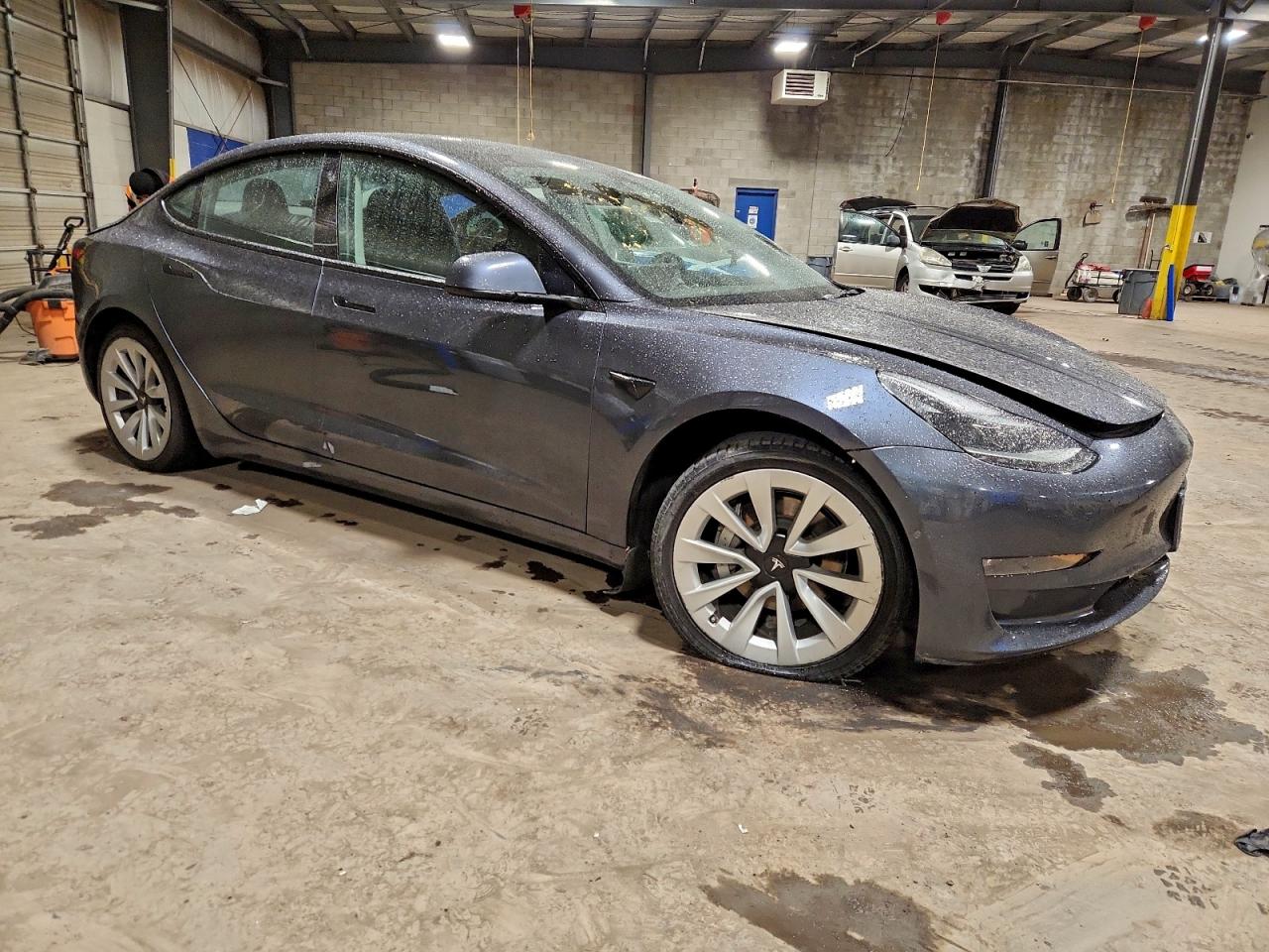 2022 Tesla Model 3 VIN 5YJ3E1EB0NF344337 photo 4