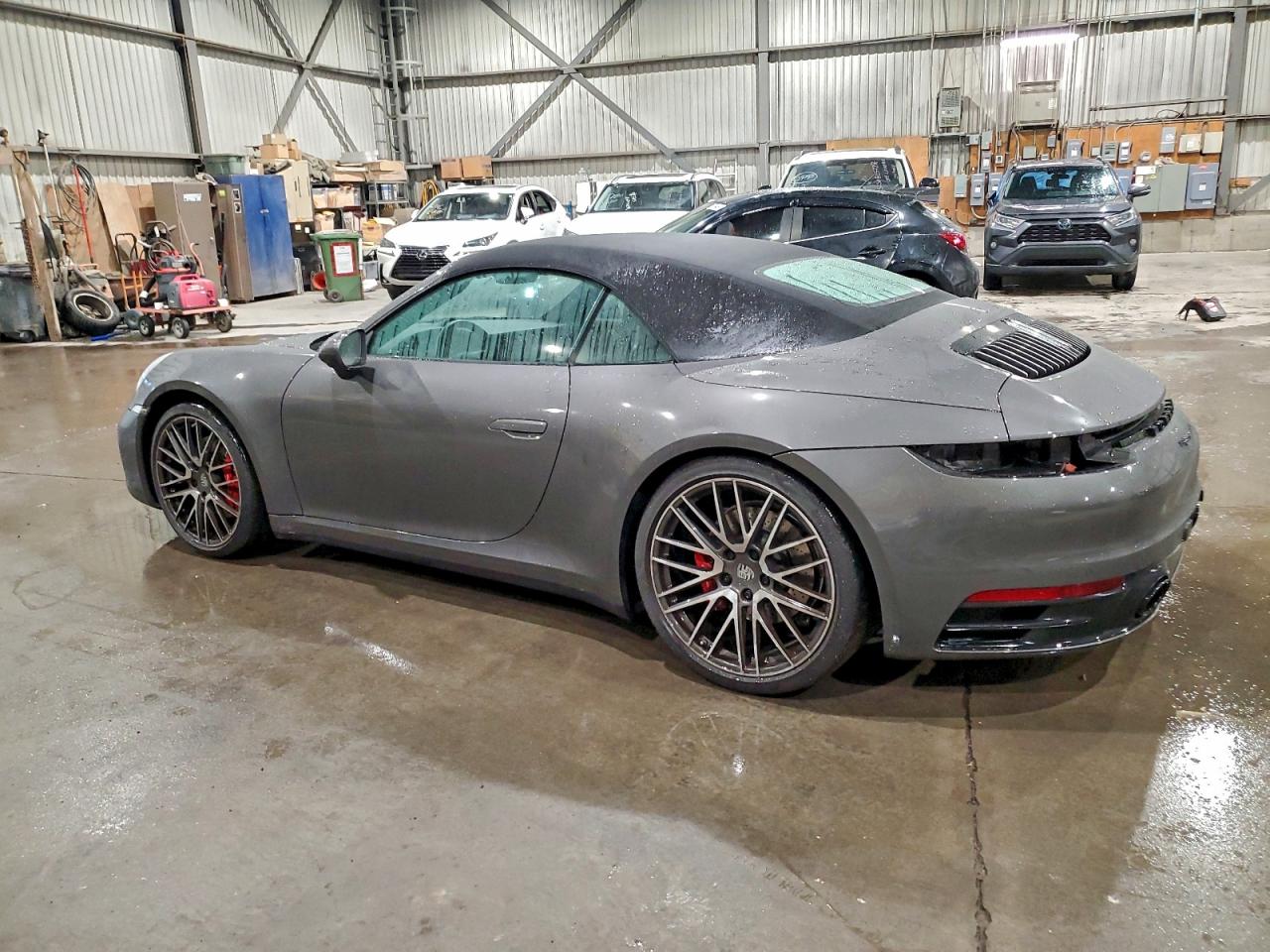2024 Porsche 911 VIN WP0CB2A95RS245930 photo 2