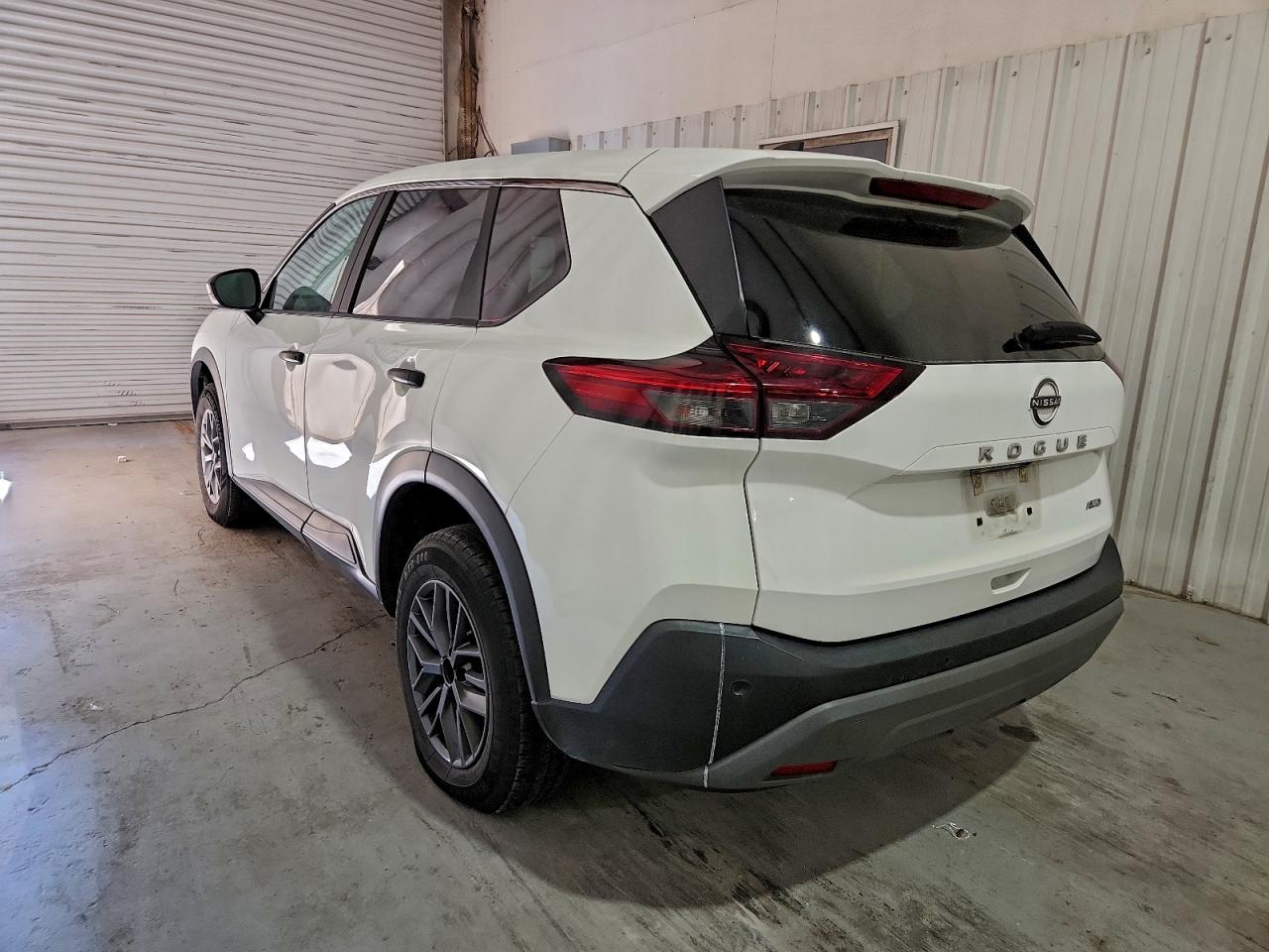 2023 NISS Rogue VIN 5N1BT3AB7PC849466 photo 2
