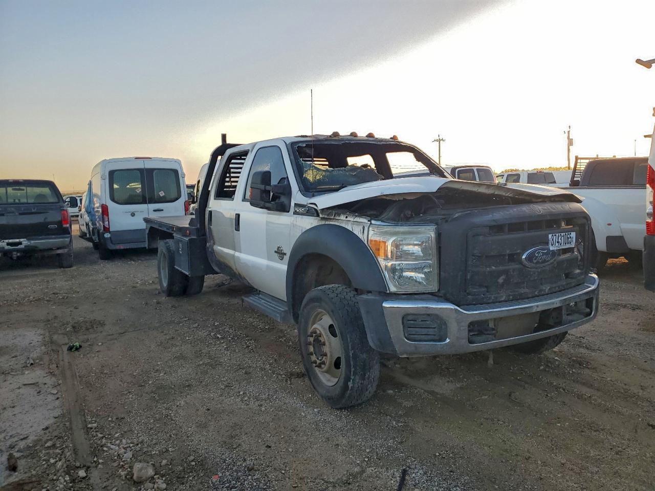 2015 Ford F550 VIN 1FD0W5HT2FED57911 photo 4