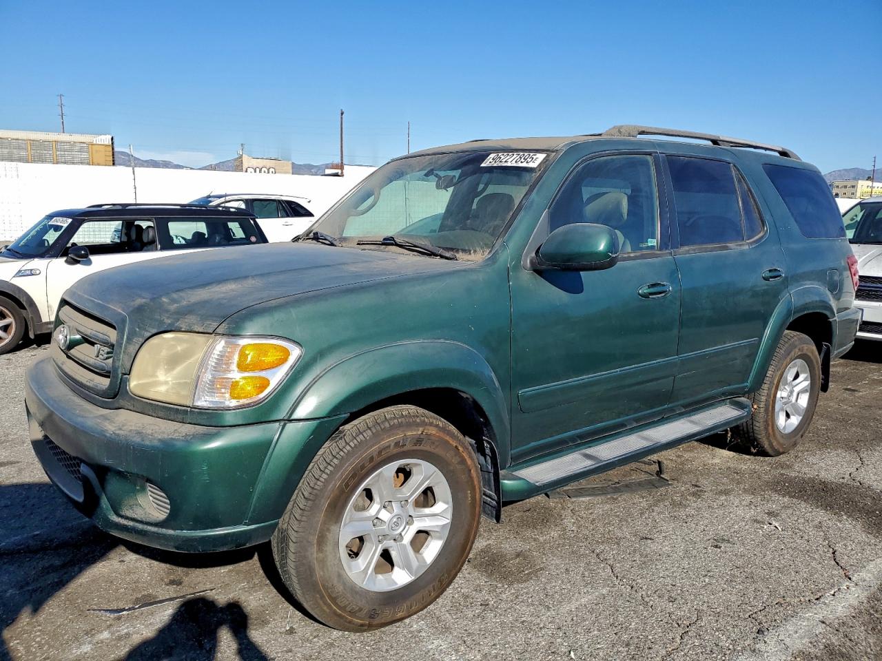 2001 Toyota Sequoia VIN 5TDZT34A61S033215 photo 1